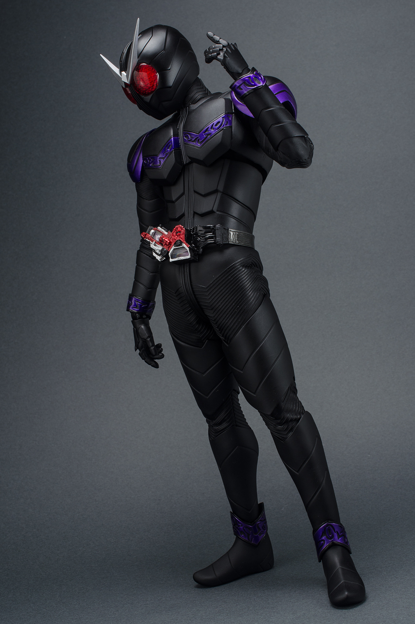 MEDICOM TOY - R.A.H 仮面ライダーW ジョーカー Amazon.co.jp: RAH DX 仮面ライダージョーカー Ver.2.0 仮面