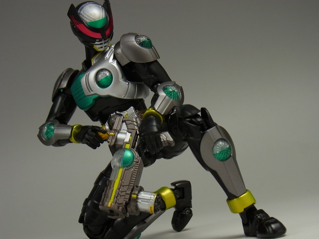 バンダイ S.H.フィギュアーツ 仮面ライダーバース レビュー : きんけつ
