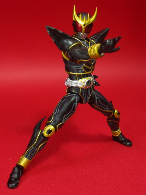 バンダイ S.H.F 仮面ライダークウガ アルティメットフォーム