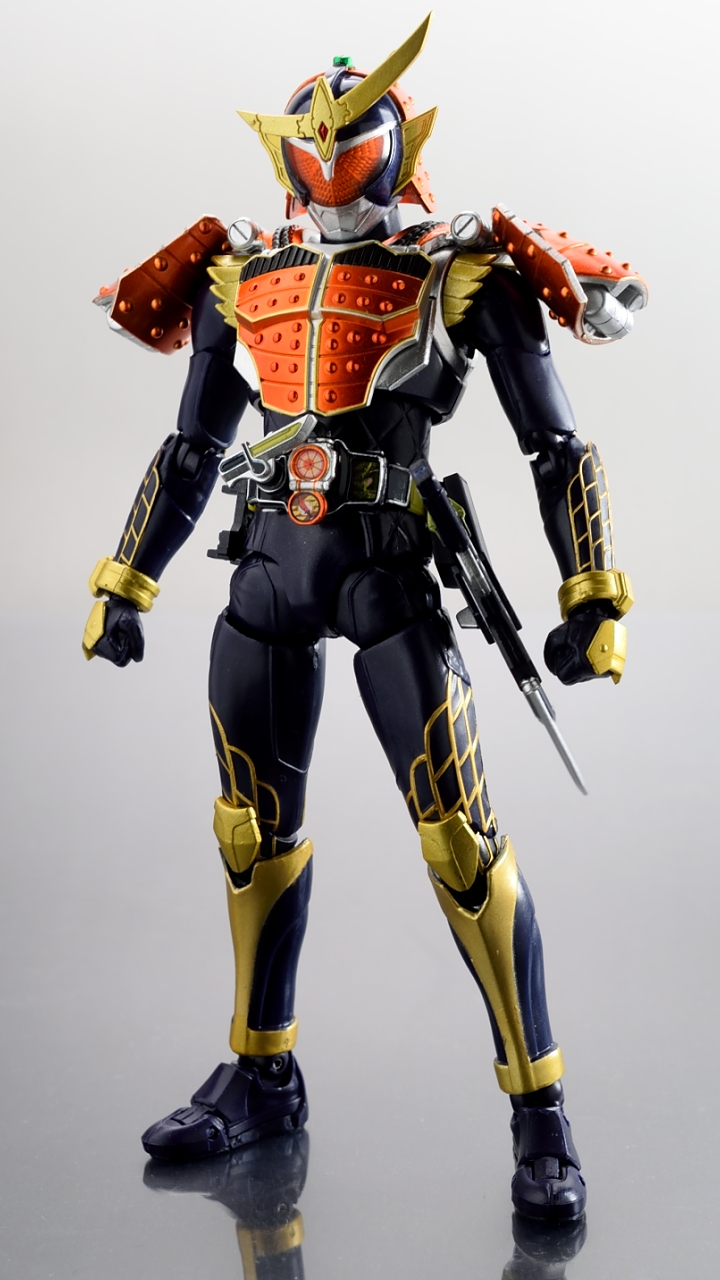 S.H.フィギュアーツ　仮面ライダー鎧武シリーズ　まとめ売り Amazon.co.jp: TAMASHII NATIONS S.H.フィギュアーツ 仮面