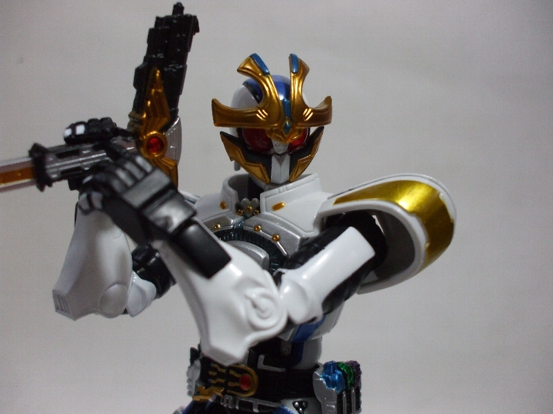 バンダイ S.H.フィギュアーツ 仮面ライダーイクサ レビュー