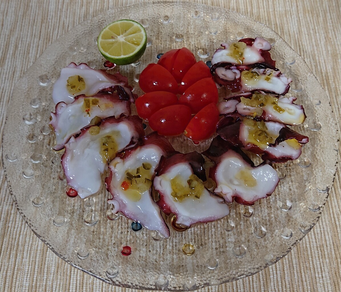 スダチ風味のタコのカルパッチョ ぶつぶつもぐもぐ 日々の食生活とか云々