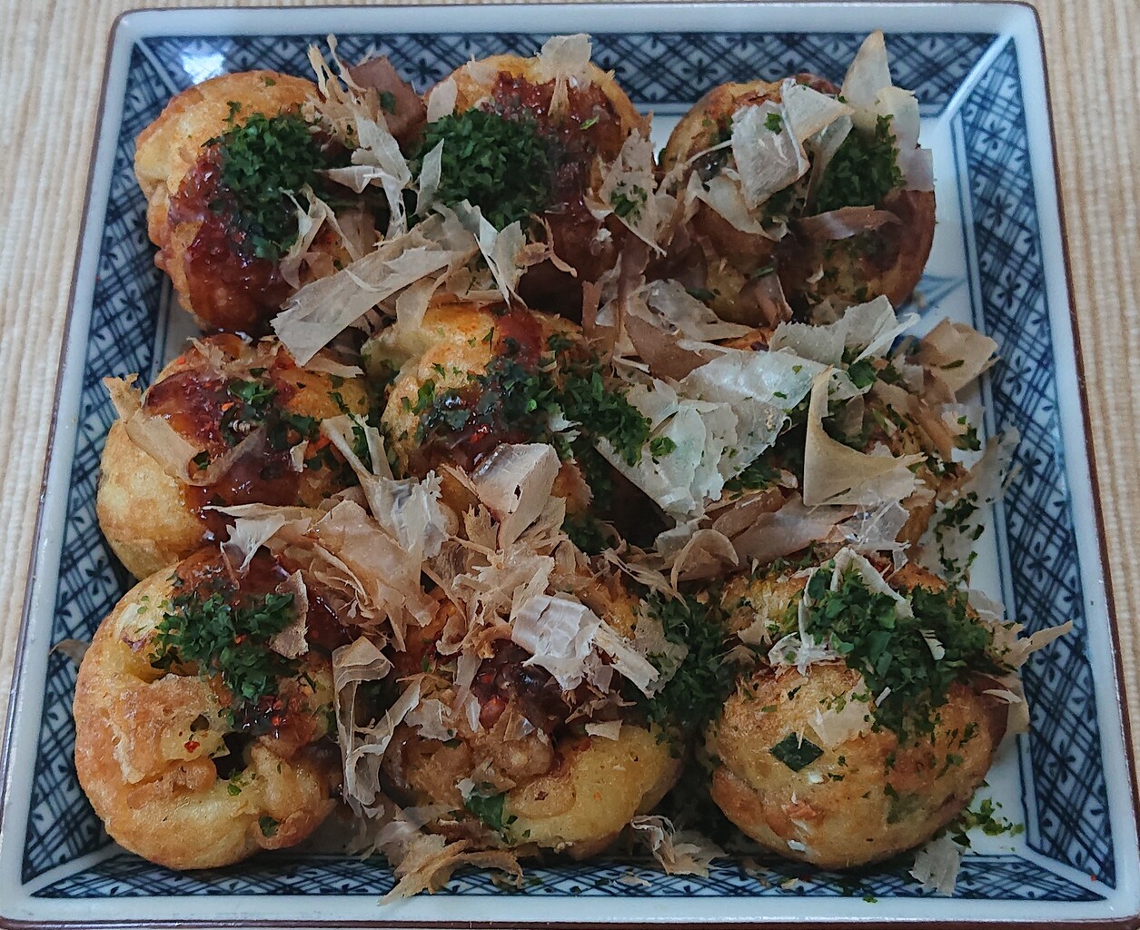 タコがたっぷり入ったたこ焼きで昼ごはん ぶつぶつもぐもぐ 日々の食生活とか云々