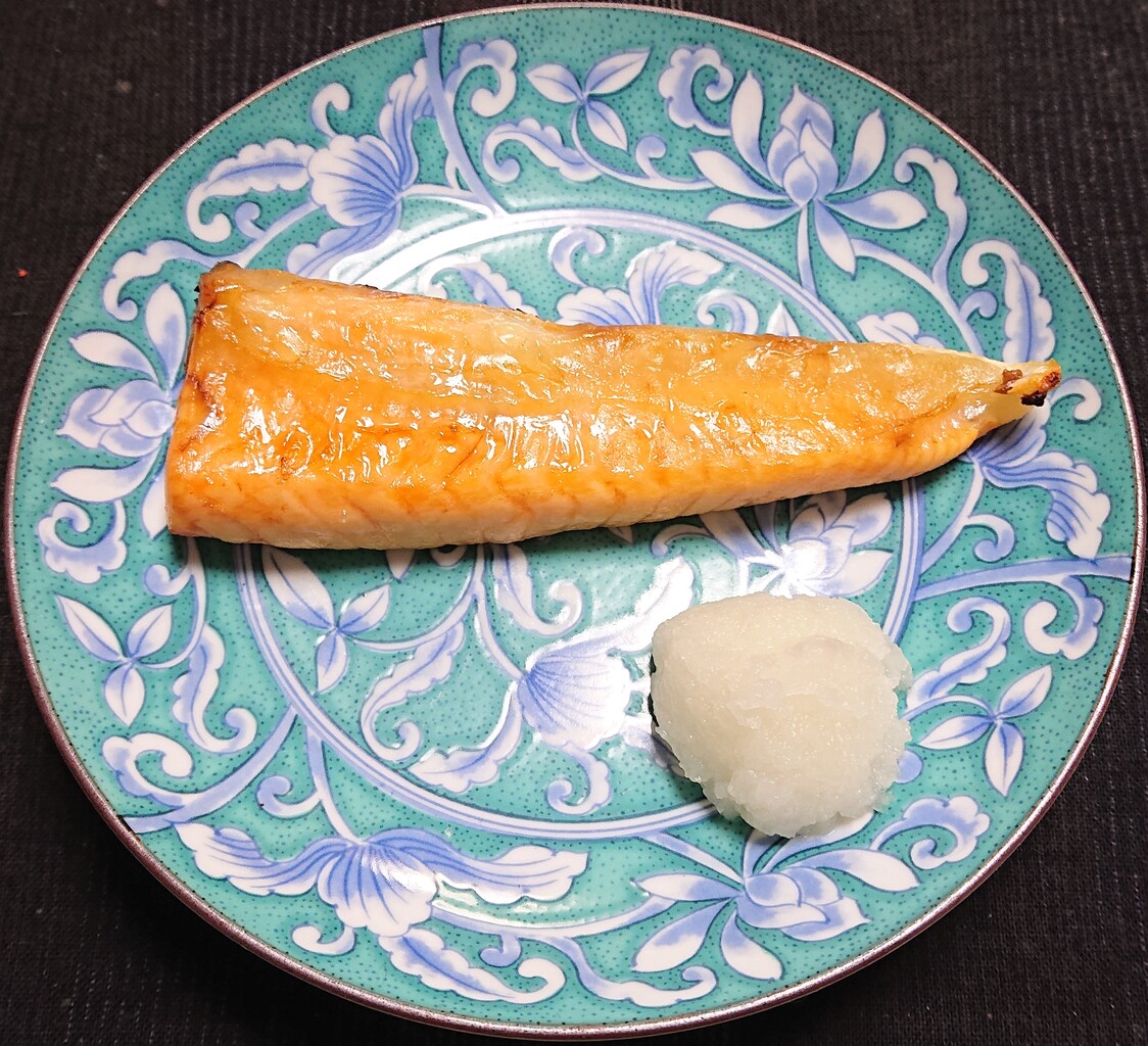 鮭ハラス焼き ヨコワのたたき ぶつぶつもぐもぐ 日々の食生活とか云々