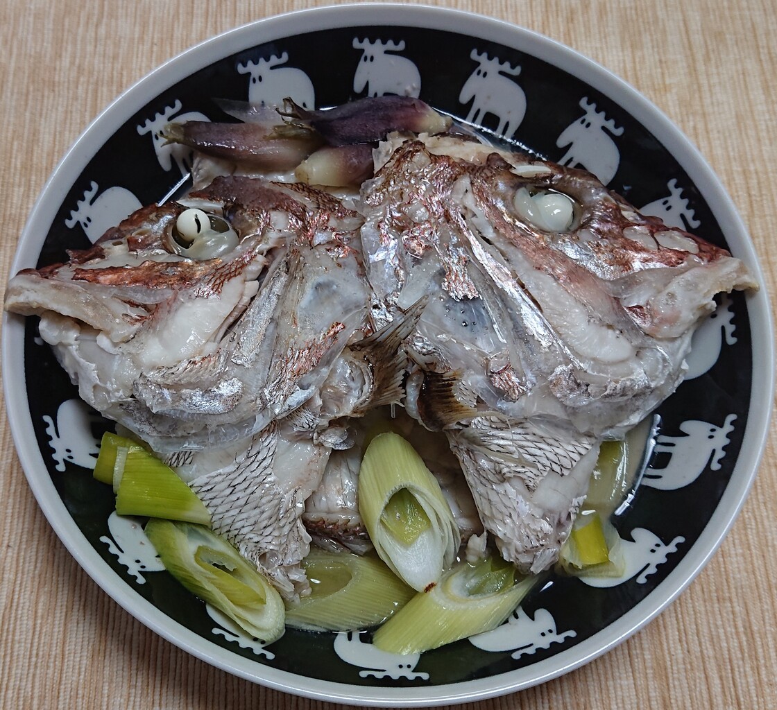 電子レンジでタイの粗の酒蒸し タイの刺身 ぶつぶつもぐもぐ 日々の食生活とか云々