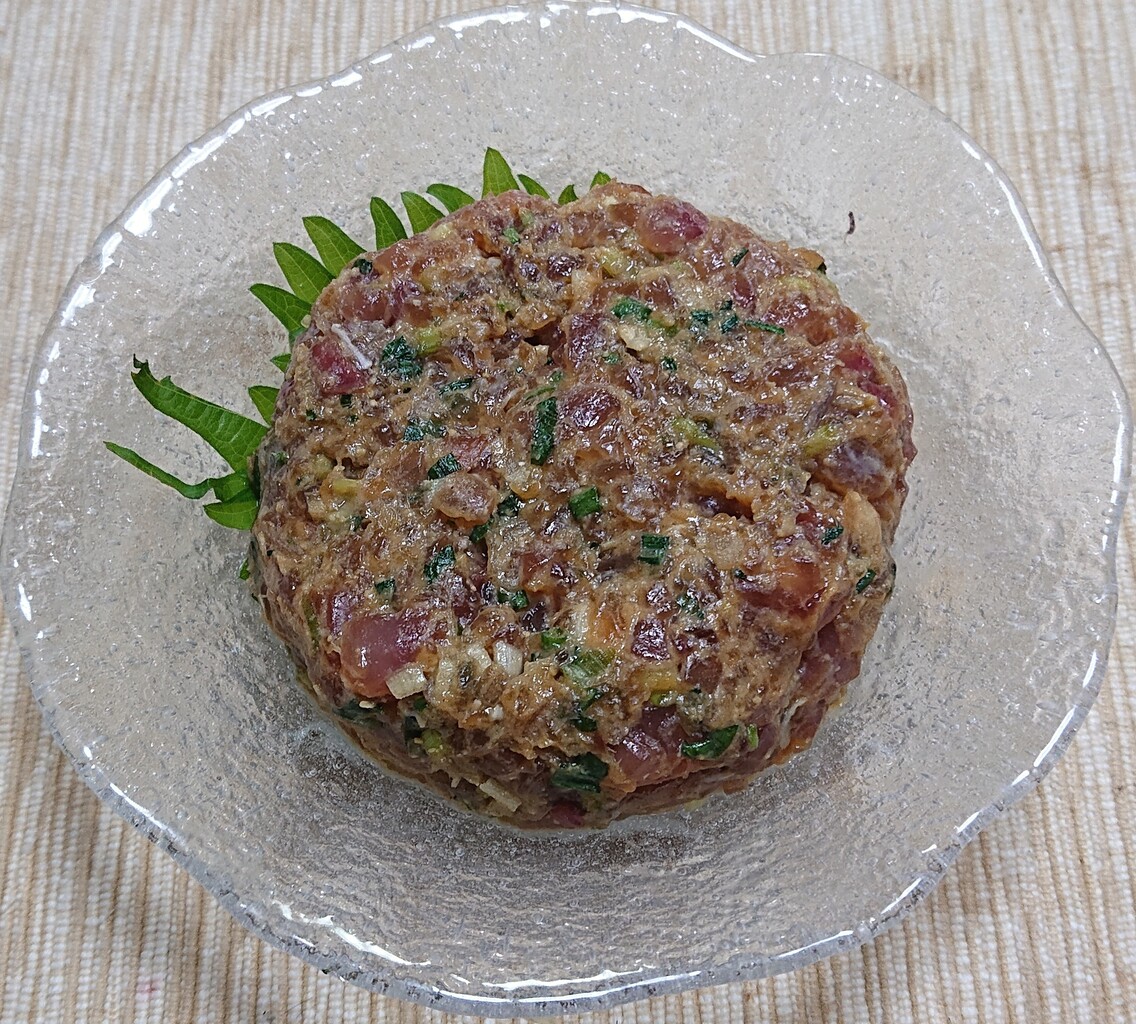 天然ハマチの刺身となめろう ひとり居酒屋1日目 その2 ぶつぶつもぐもぐ 日々の食生活とか云々
