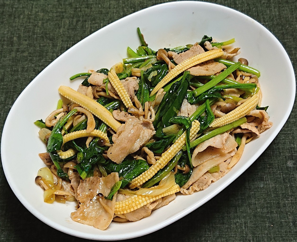 豚肉とほうれん草とヤングコーンの炒めもの ぶつぶつもぐもぐ 日々の食生活とか云々