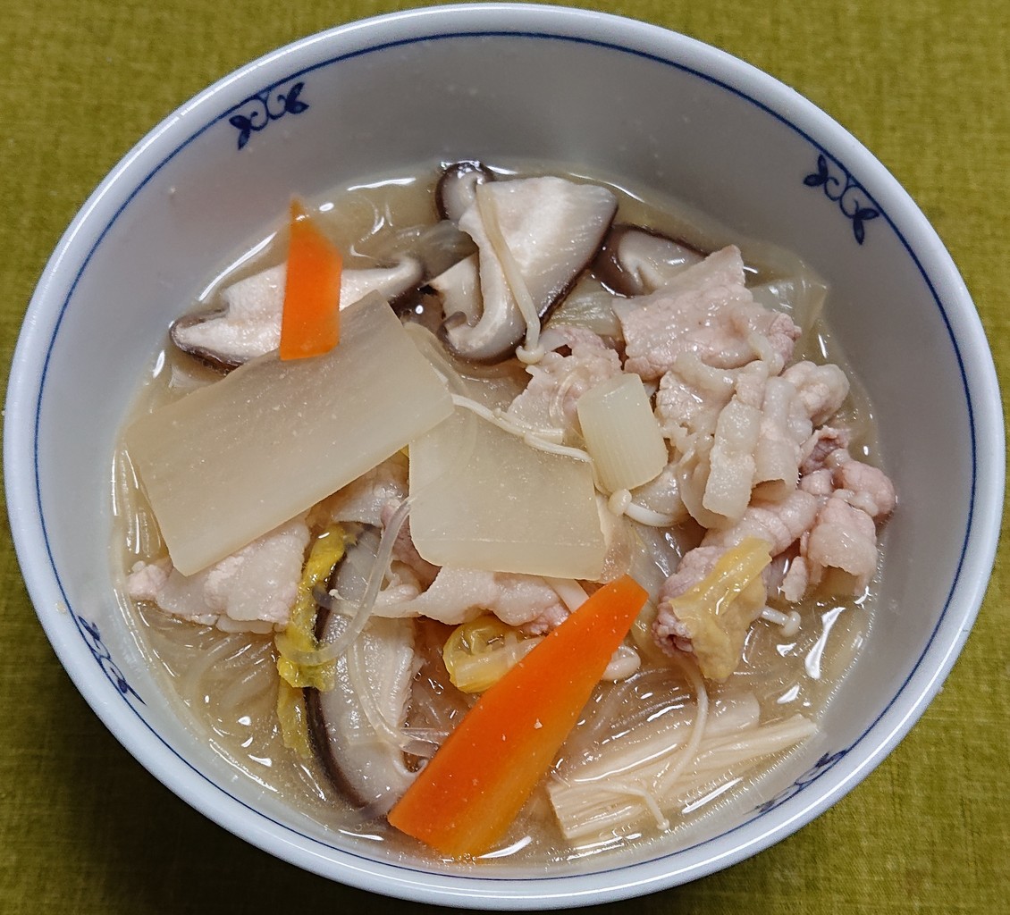 緑豆春雨入り わが家の豚汁 ぶつぶつもぐもぐ 日々の食生活とか云々 緑豆春雨入り わが家の豚汁 ぶつぶつもぐもぐ 日々の食生活とか云々