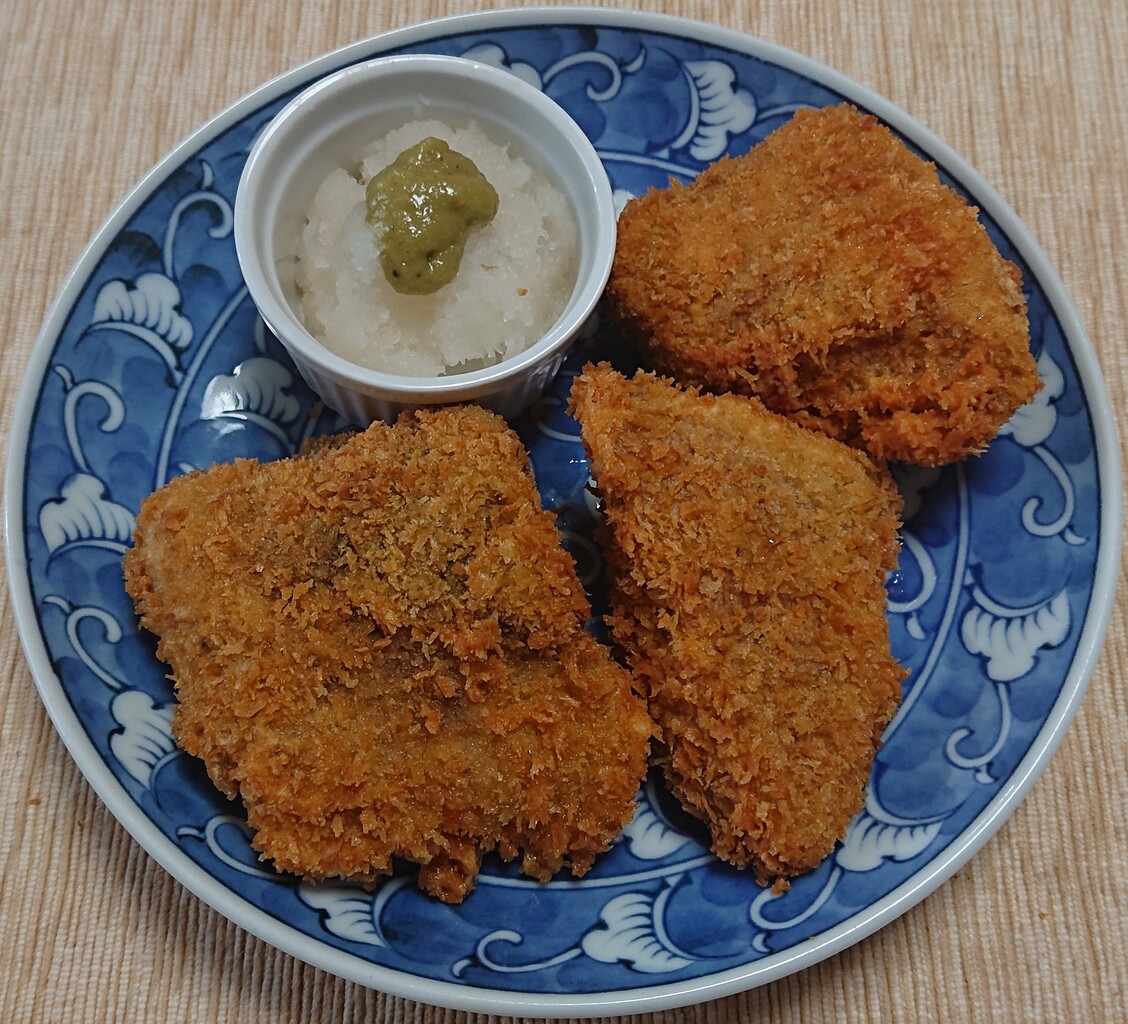 マグロの頭肉で ごろんとマグロカツ ぶつぶつもぐもぐ 日々の食生活とか云々 マグロの頭肉で ごろんとマグロカツ ぶつぶつもぐもぐ 日々の食生活とか云々