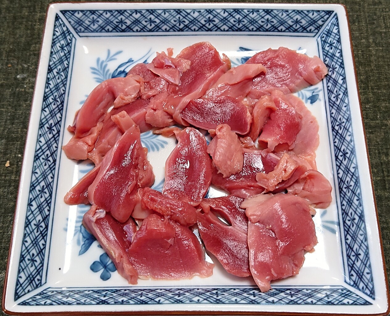 糸こんにゃくの焼たらこ和え さしみーと鶏砂肝の刺身 ぶつぶつもぐもぐ 日々の食生活とか云々