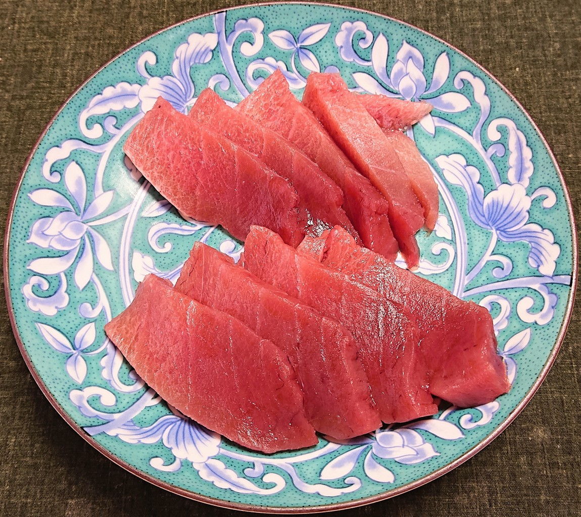 山芋短冊と生からすみの小鉢 本マグロの刺身 ぶつぶつもぐもぐ 日々の食生活とか云々