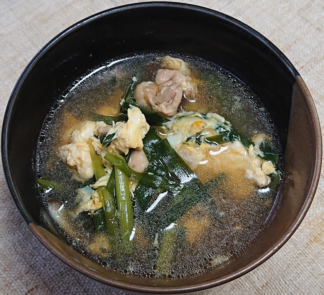 鶏肉入りニラ玉汁 マグロのたたきと刻み長芋 ぶつぶつもぐもぐ 日々の食生活とか云々
