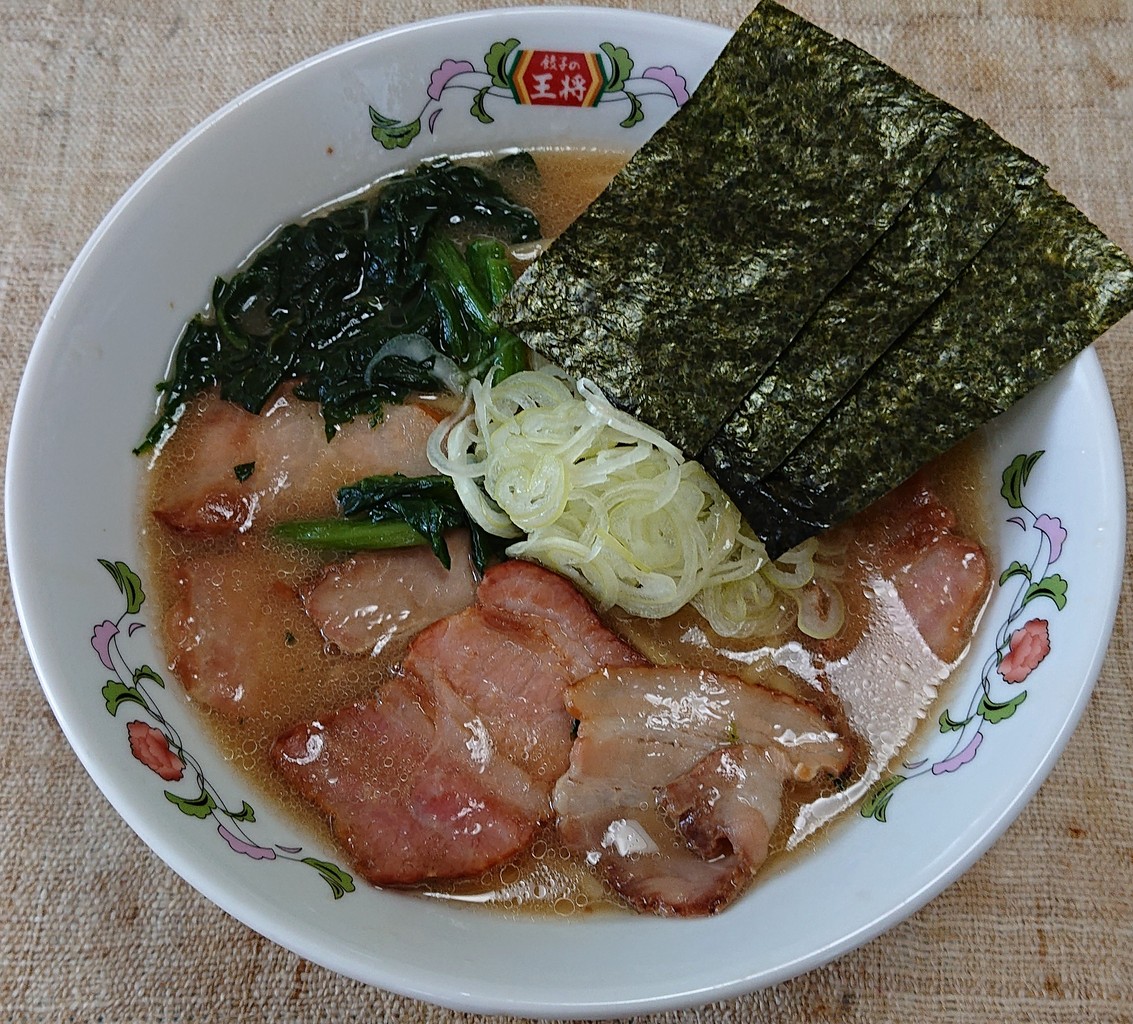 なべやき屋キンレイ お水がいらない 横浜家系ラーメン でチャーシュー麺 ぶつぶつもぐもぐ 日々の食生活とか云々