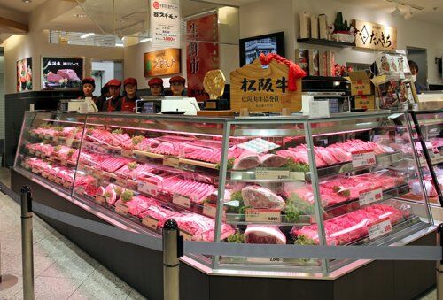 【画像】肉屋「5月からこれまでの常識を遥かに超える値上げをします。世界中で牛肉の奪い合いが起きてる」ｗｗｗｗｗｗｗｗｗｗ