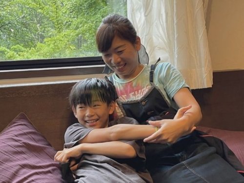 【悲報】「シングルマザーになってしまった女が幸せになる方法」をワイらで考えてあげた結果・・・・・・・・・