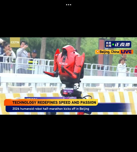 【衝撃】人型ロボットさん、去年2時間40分かかったハーフマラソンをガチの48分で完走してしまう・・・・・・・・・
