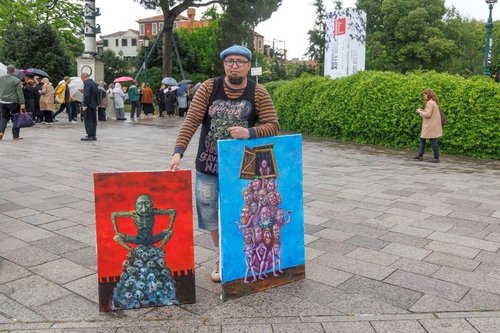 【戦慄】プーチン氏批判のロシア人風刺画家さん、亡命先のポーランドで射殺される・・・・・・・・・