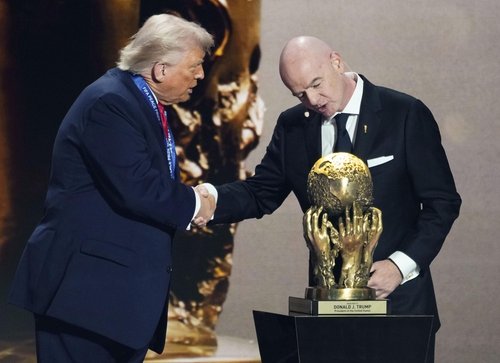 【驚愕】トランプ大統領、イングランドの守備固めを疑問視「私がサッカーについて何を知っているというのだろう？」