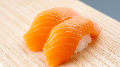 【悲報】回転寿司で鮭だと思って食ってたもの、ガチで全部ニジマスだったｗｗｗｗｗｗｗｗｗｗ