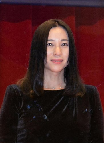【困惑】三浦瑠麗さん、佐藤二朗騒動に「若いスター男性俳優と年長男性俳優でも同じ反応をするのか」と持論・・・・・・・・・