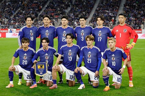 【困惑】日本代表もイングランド代表も間違えた、現代サッカーで撤退守備は愚策？