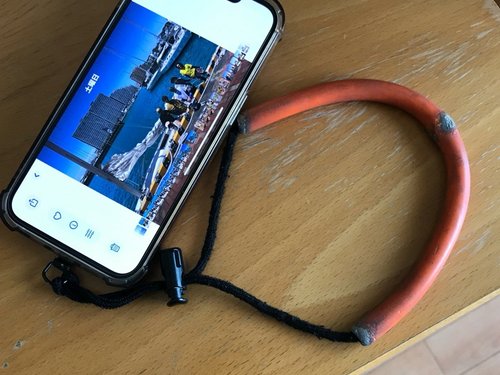 【悲報】GW旅行初日の女さん、船の上からスマホを海にぶち込んでしまうｗｗｗｗｗｗｗｗｗｗ