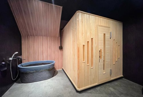 【悲報】個室サウナさん、ガチで大爆発してしまうｗｗｗｗｗｗｗｗｗｗ