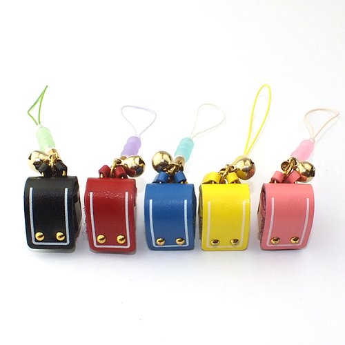 【悲報】占いYouTuberさん「小学校でお守り禁止にされた！特定の宗教だからダメだと！」→ 真相がヤバすぎるｗｗｗｗｗｗｗｗｗｗ