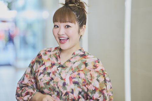 【朗報】柳原可奈子さん、長女の入学式での着物姿がガチで似合いすぎるｗｗｗｗｗｗｗｗｗｗ