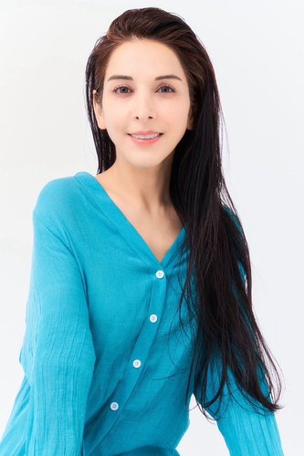 【悲報】サヘル・ローズさん、日本人に「戦争から目を背けるな」と説教してしまう・・・・・・・・・