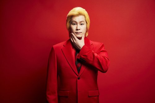 【悲報】カズレーザーさん、嫁を「あげまん」呼ばわりした記者にガチギレしてしまうｗｗｗｗｗｗｗｗｗｗ