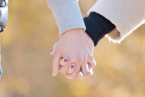 【超悲報】女の子同士のカップルが別れる理由第1位「片方が男を知ったから」←これｗｗｗｗｗｗｗｗｗｗ
