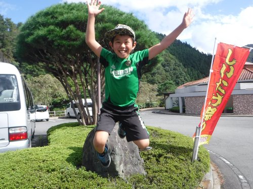 【爆笑】小学生さん、初めてのバーベキューに大興奮ｗｗｗｗｗｗｗｗｗｗ