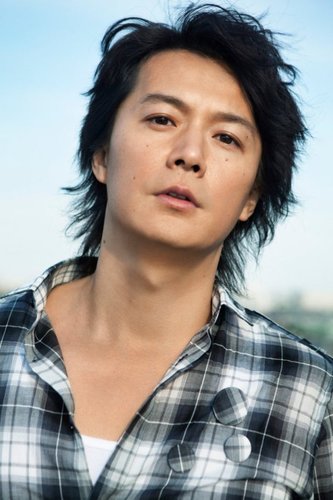 【悲報】福山雅治さん、全102曲ファン投票ベストの収録が上位10曲だけ・・・・・・・・・