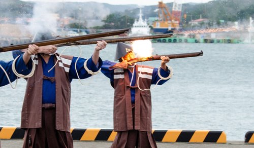 【衝撃】外国人「え？サムライって銃使ってたの？刀じゃないの？」ｗｗｗｗｗｗｗｗｗｗ