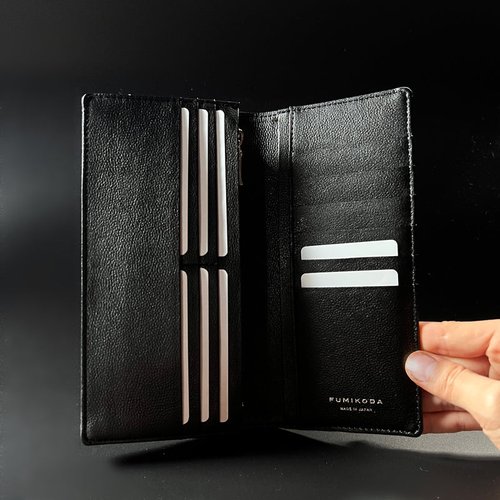 【悲報】男さん、長財布を持ち歩く方法がなさすぎるｗｗｗｗｗｗｗｗｗｗ