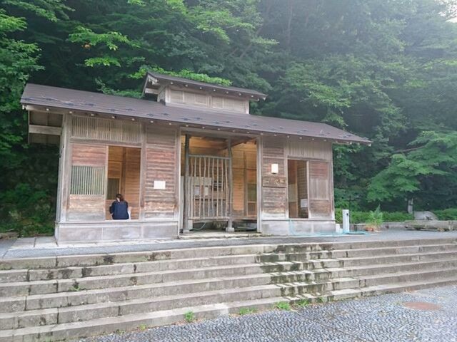 3e6be_0004341271_1~2