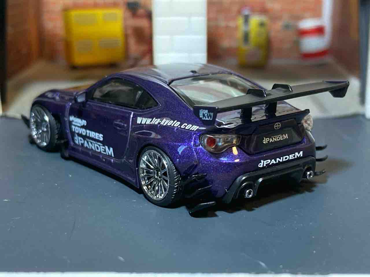1/64 Ignition Model Pandem Toyota 86 V3 (purple) : STREETBEASTS.