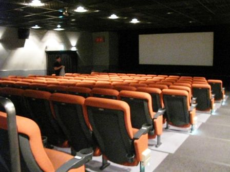 シネリーブル梅田１ ナニワのスクリーンで映画を観るということ
