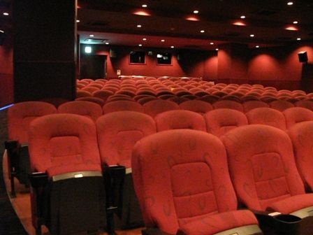 tohoシネマズ梅田 シアター8 ナニワのスクリーンで映画を観るということ tohoシネマズ梅田 シアター8 ナニワのスクリーンで映画を観るということ