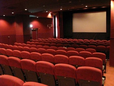 tohoシネマズ梅田 シアター8 ナニワのスクリーンで映画を観るということ tohoシネマズ梅田 シアター8 ナニワのスクリーンで映画を観るということ