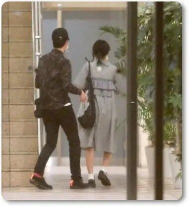 秋山衣梨佳と粗品の出会い