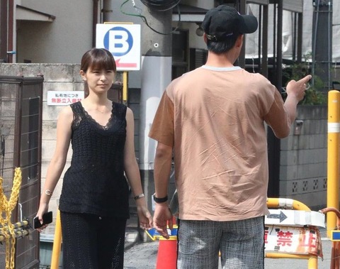 観月あこ