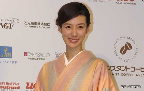 ともさかりえあご歪みの原因 (2)