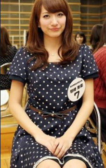 笹崎里菜 ベッド写真がホステス時代 (1)