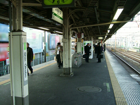 新大久保駅乗客転落事故 カメラマン 名前 (4)