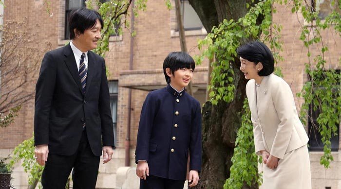 悠仁様 障害 まとめ首の傷や性格異常の画像がやばい 独女ちゃんねる