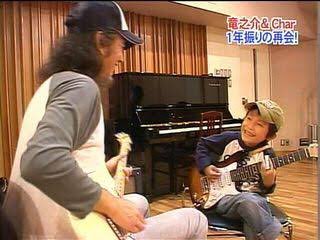 YOSHIKI