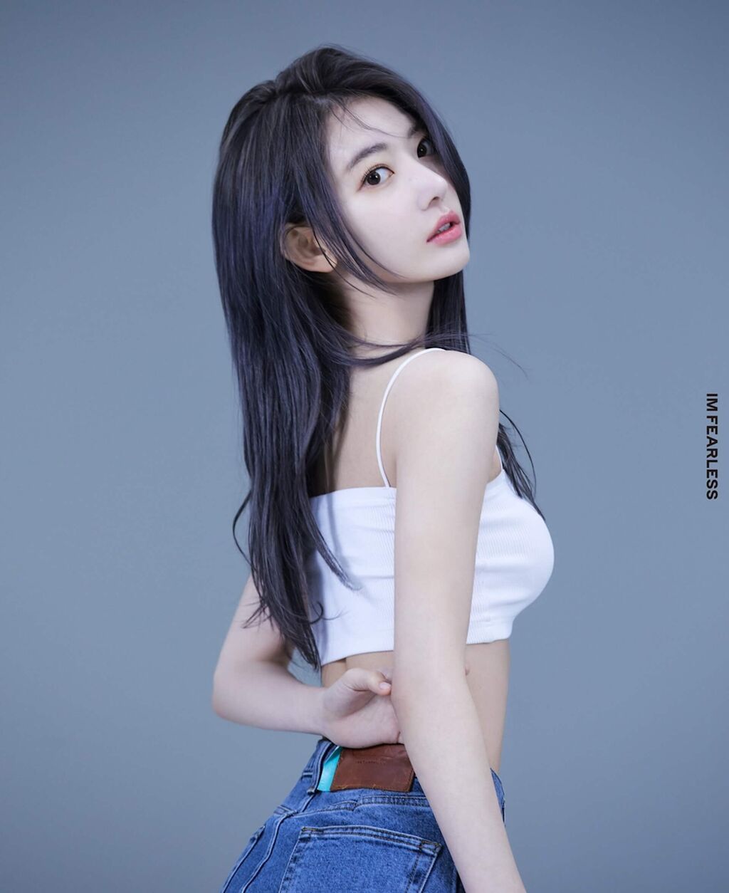 【画像】宮脇咲良さん、後輩に鼻を褒められるも炎上してしまうｗｗｗ