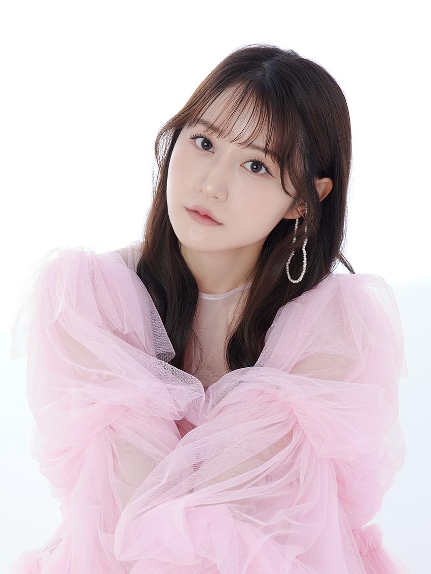 【画像】 小倉唯さん、プールで写真撮影w w w